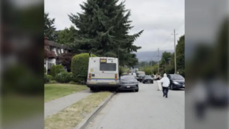 Bus crashes in North Vancouver after driver suffers medical emergency