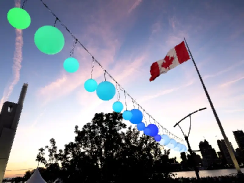 Colour-changing light installation in downtown Windsor now complete