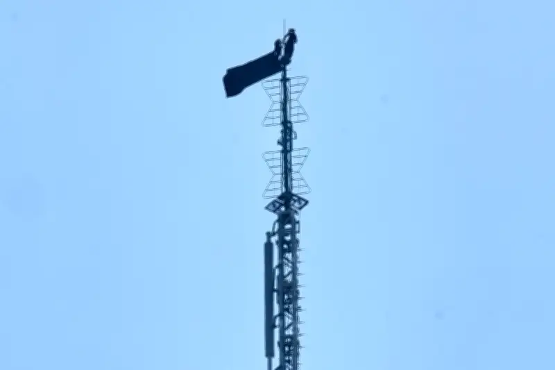 Couple Arrested After Scaling Empire State Building Antenna for Proposal