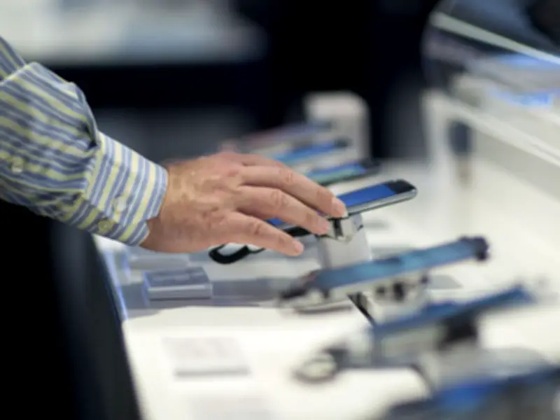 CRTC demands Bell, Rogers, Telus justify new fees by July 30