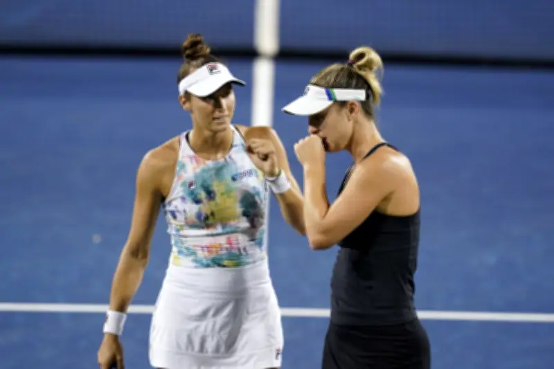 Dabrowski and Stefani advance to Wimbledon women's doubles third round