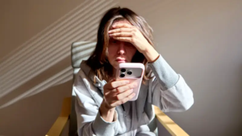 How to Apologize After Ghosting a Friend and Repair the Friendship