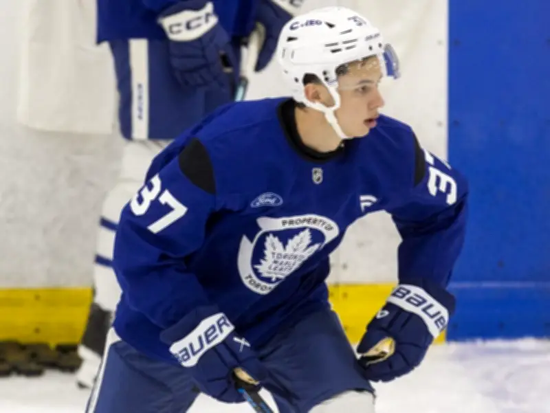 Maple Leafs Prospect Alexander Bilecki Brings Swagger and Grit to Development Camp