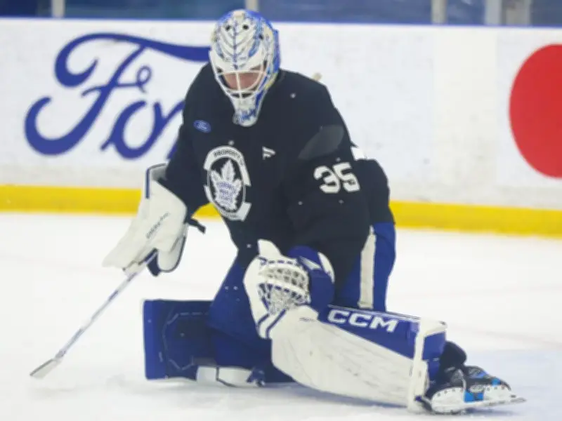 Maple Leafs trade Dennis Hildeby to Lightning for Nick Paul