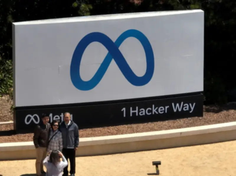 Meta Plans Cloud Business to Sell AI Computing Power