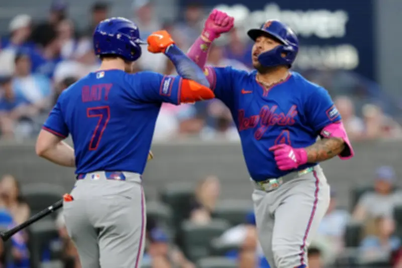 Mets hit three homers to blank Blue Jays 3-0 in Toronto