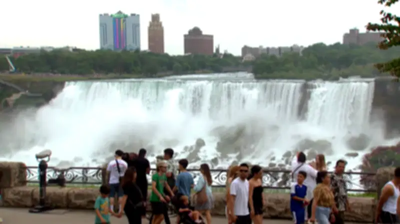 Niagara Falls Sees U.S. Tourism Bounce Back Amid Tariff War