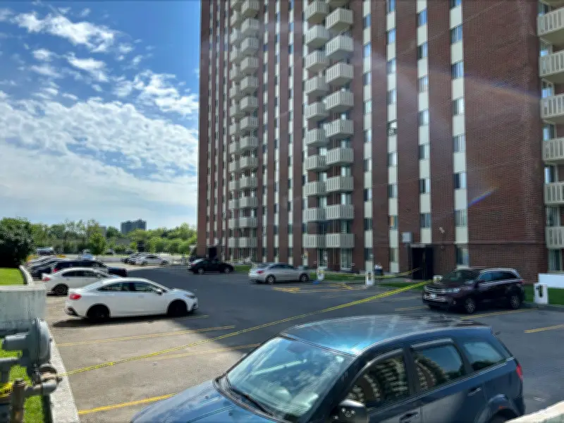 Ottawa Girl Critically Injured in Fall from Alta Vista Dr. Apartment Building