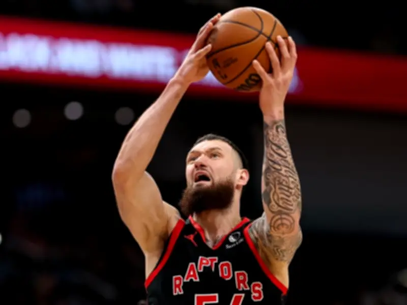 Raptors Lose Mamukelashvili to Lakers in Free Agency After Kawhi Trade