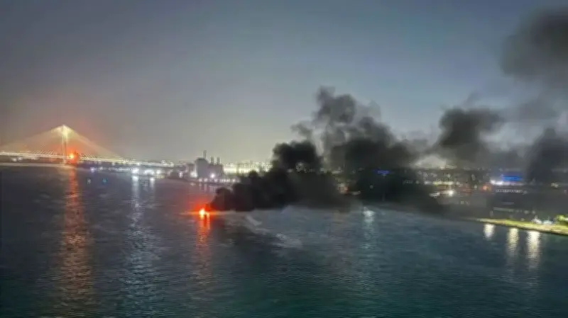 Recreational Boat Fire on Detroit River Prompts Emergency Response
