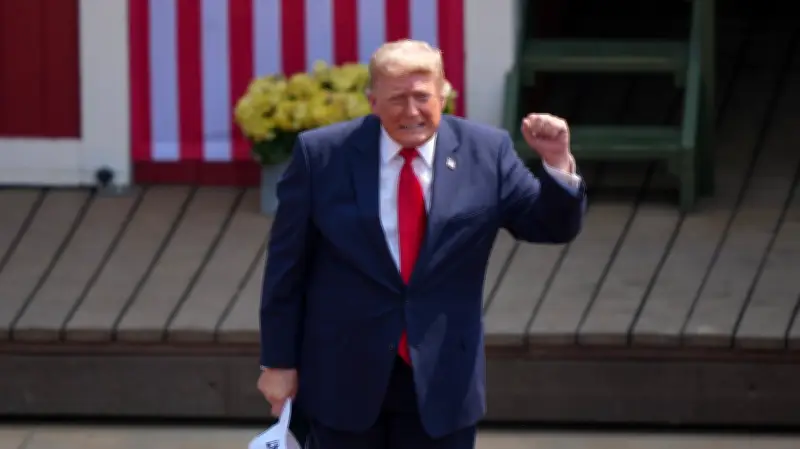 Trump Pardons 11, Including Ex-Abramoff Partner and Emissions Case Defendants