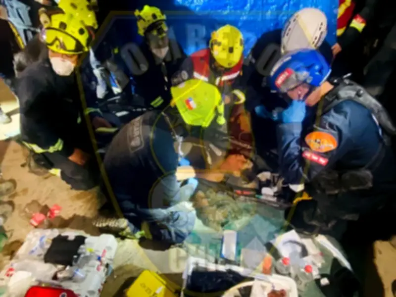 Venezuela earthquake survivor rescued after fingers spotted in rubble