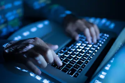18-Year-Old Kitchener Man Arrested for 20+ Online Marketplace Robbery Offences