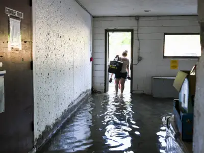 Canada Day storms flood Ottawa homes, cut power to hundreds