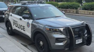Man Stabbed in Apartment Building in Toronto's West-End