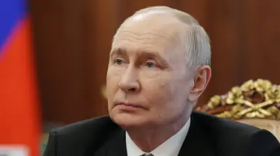 Putin Unfazed by Fuel Shortages as Ukraine Strikes Oil Refineries