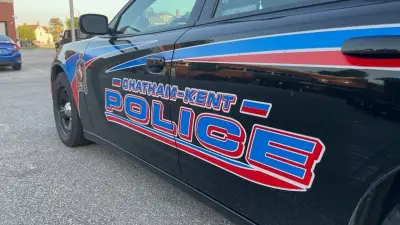 Windsor teen charged after hitting stop sign and fleeing: CKPS