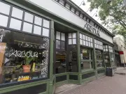 Edmonton Restaurant Guide: Top Picks for Tourists and Visitors
