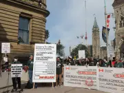 PS union delivers $40B invoice to PM; Andlauer boosts Château Montebello bid; Alfie joins Leafs