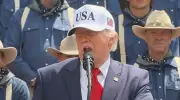 Trump Blames Obama, Biden for Lincoln Memorial Pool Algae